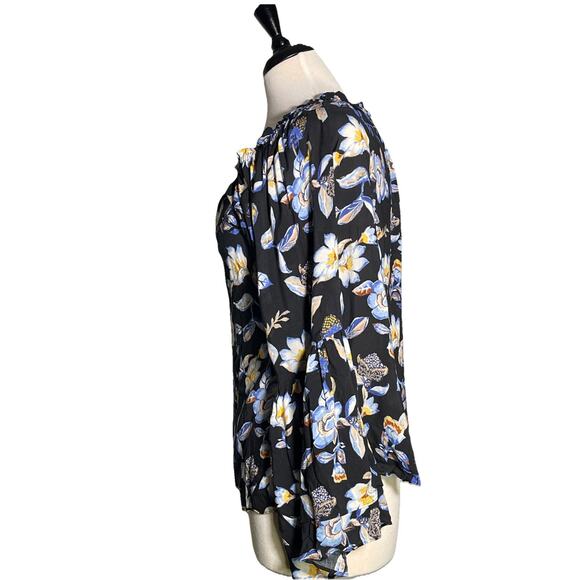 White House Black Market Off the Shoulder Bell Sleeve Black Floral Blouse Small - Picture 3 of 6